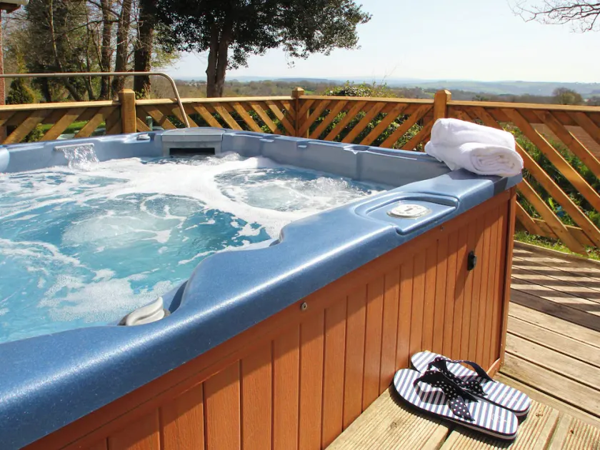 4 bedroom accommodation in Honicombe, near Callington - Image 1