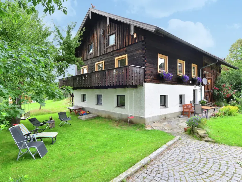 Ferienhaus in Bayern mit Waldblick - Image 1
