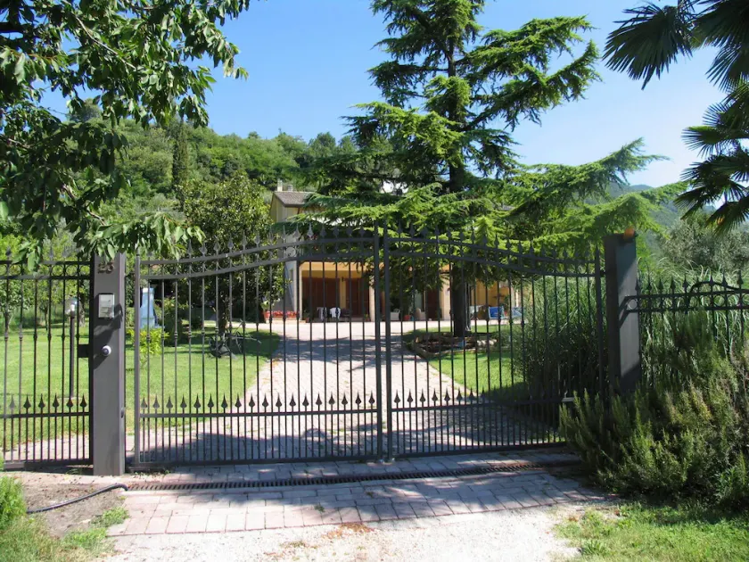 App. Margherita with swimming pool - surrounded by greenery for relaxing holidays - Image 1