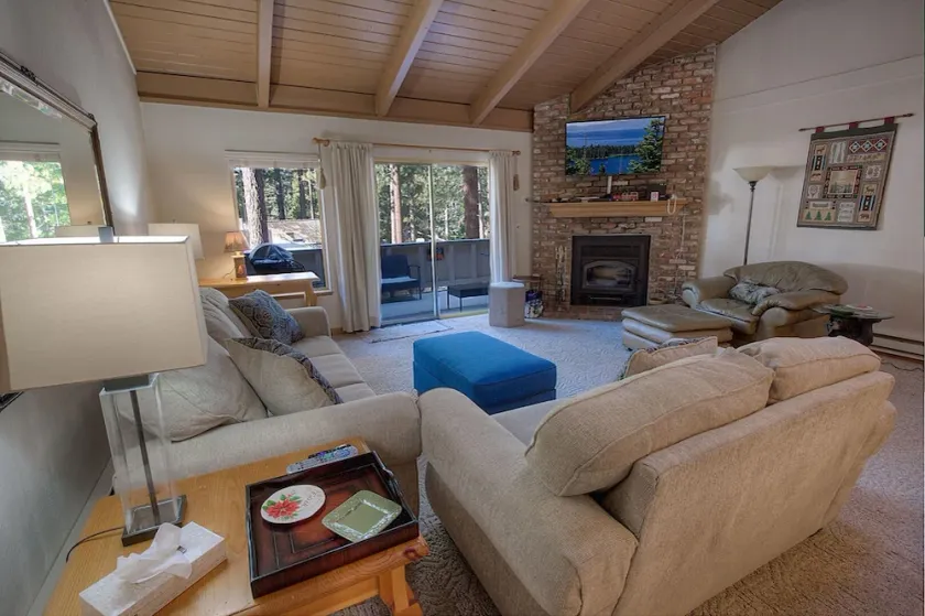 Whispering Wood home - Image 1