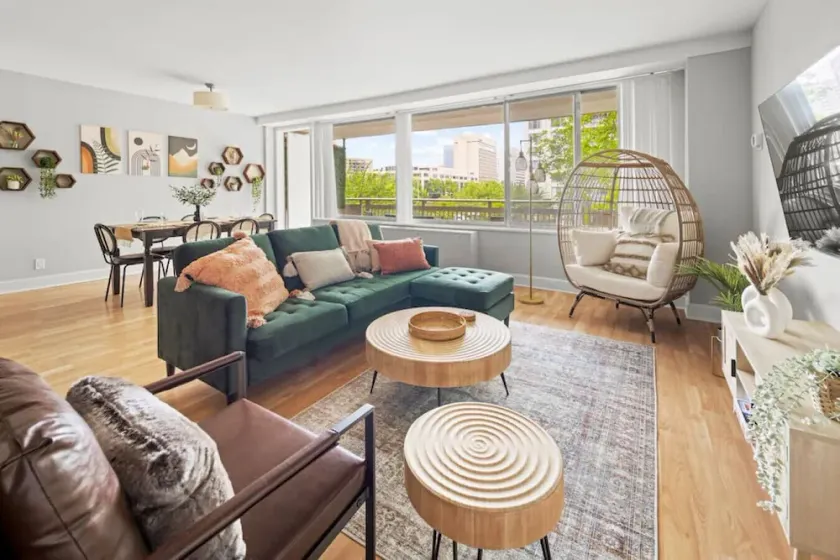 Contemporary Apt Near DC Gym, Metro & More! - Image 1