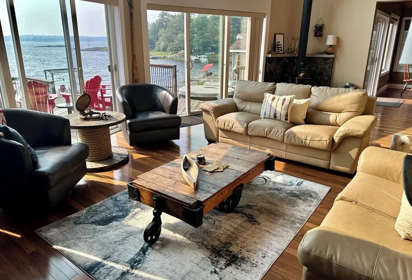 Your Waterfront Gateway to Georgian Bay next to Muskoka - Image 1