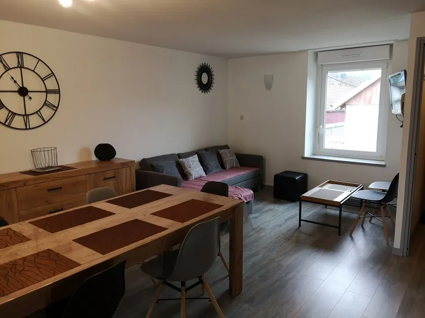 Spacious, bright apartment close to the ski slopes - Image 1