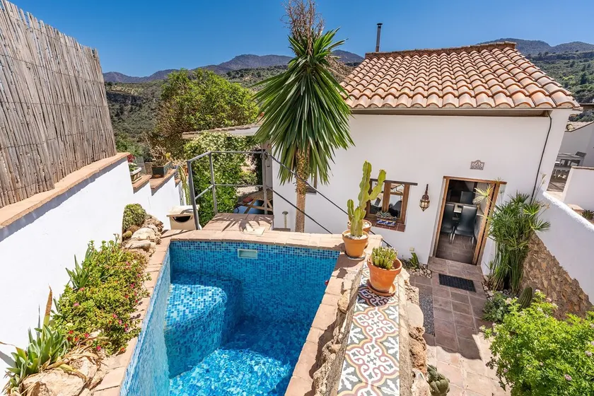 Pet-Friendly Cottage 'Casa Escondida' with Mountain View, Pool & Wi-Fi - Image 1