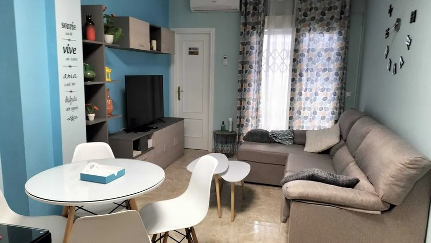 Appartement Adrián et Vanessa VFT / JA / 00086 - Image 1