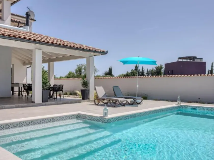 Magnífica casa totalmente equipada con jardín, barbacoa y terraza - Image 1