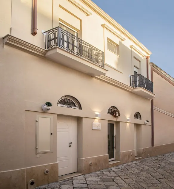 Filia Solis - Old Town SUITEs & SPA - Image 1
