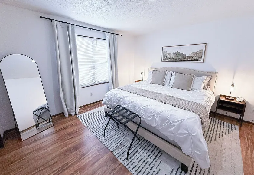 Beckwith Bungalow - Mins from Downtown & Local Favorites, Updated, Modern - Image 1
