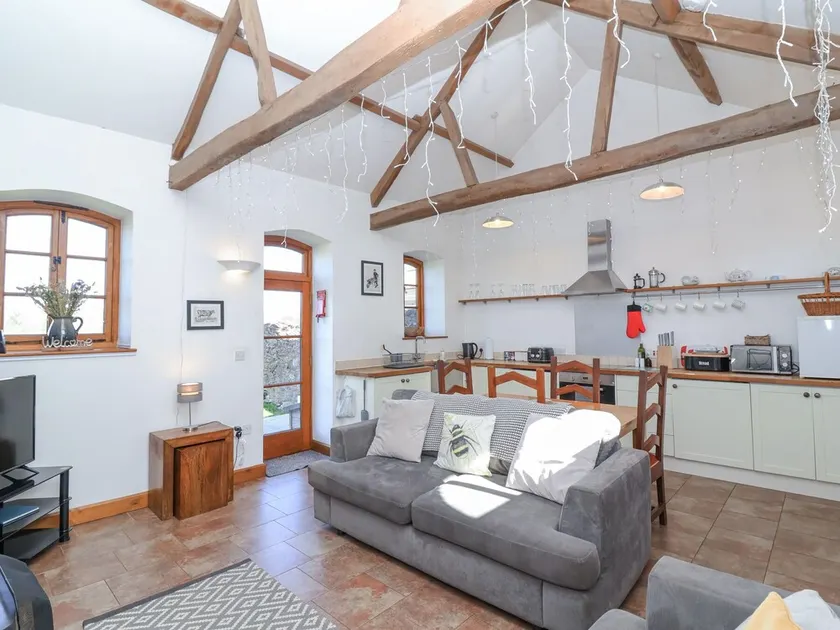 The Yarde Annexe - Image 1