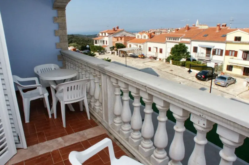 Apartments and rooms with WiFi Vrsar - Porec - 3007 - Image 1