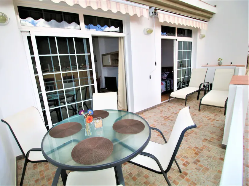 Nice, confortable et spacieux appartement avec une belle vue, \"la mer\" en arrière-plan - Image 1