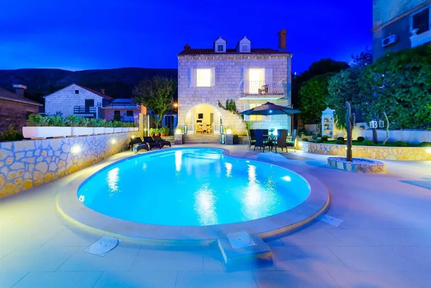 Villa Sweet Memories with Heated Pool - Image 1