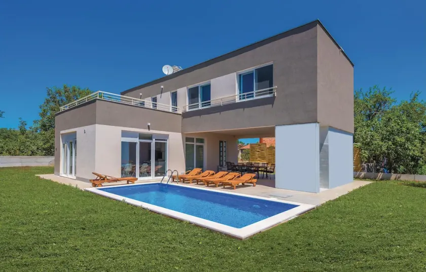 Traumhaftes Haus in Kozino - Image 1