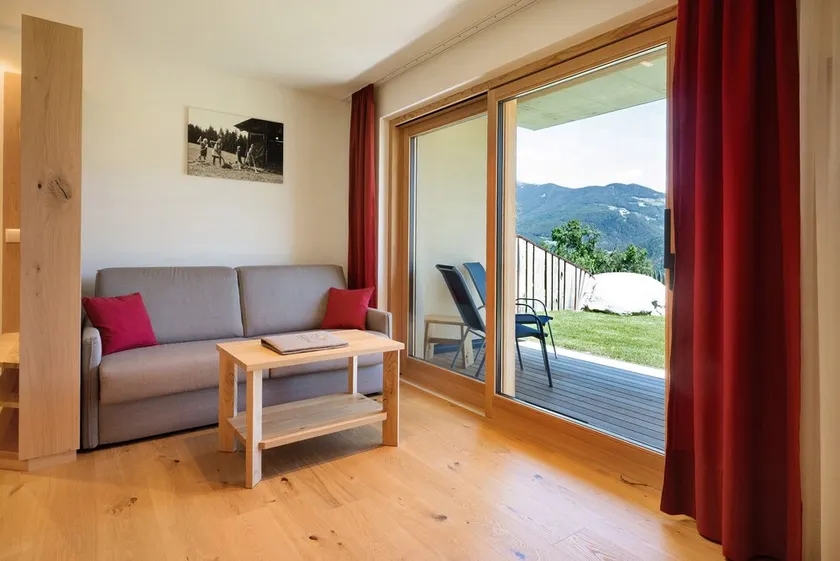 Vacation Apartment \"Teutenhofer Kirsche\" on the Farm with Mountain View & Garden - Image 1