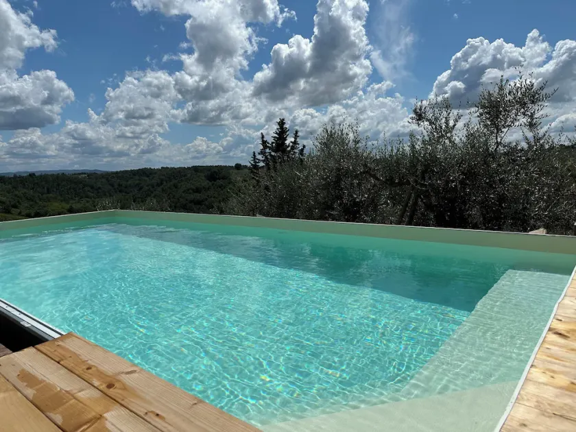 Villa Andrei, un baño relajante en el campo toscano - Image 1