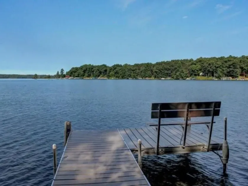 Beautiful Large Home on Lake Tomahawk! - Image 1