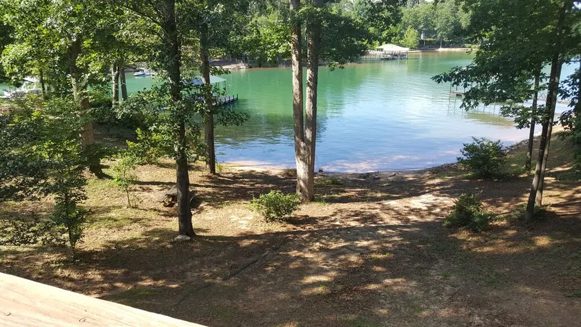 Lugnt Lakefront Inställning nära Clemson SC - Image 1