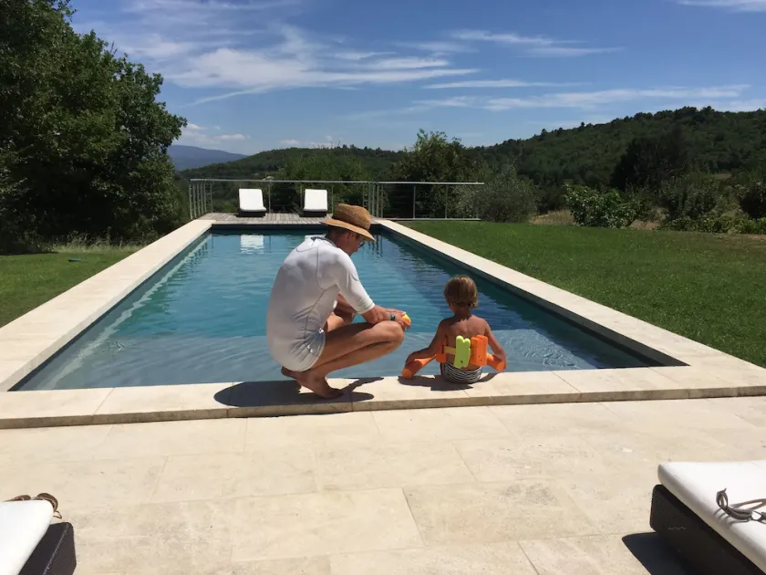 Stone MAS with swimming pool in Gordes - Image 1