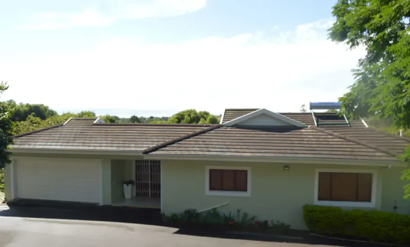 8 Sleeper Kingsize Vacation Home Rental Springside Road, Hillcrest Park, Durban - Image 1