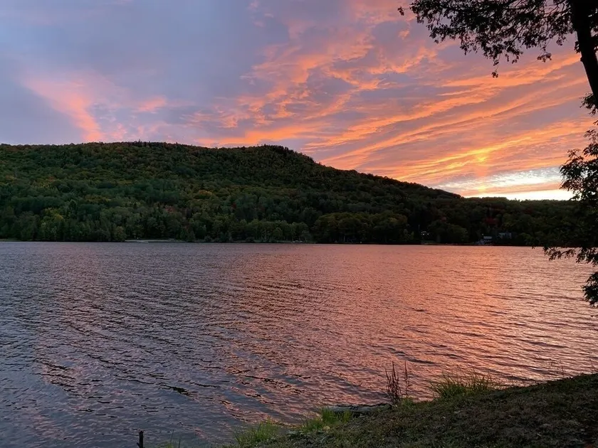 Echo Lake Paradise-Enjoy the views in any season! - Image 1