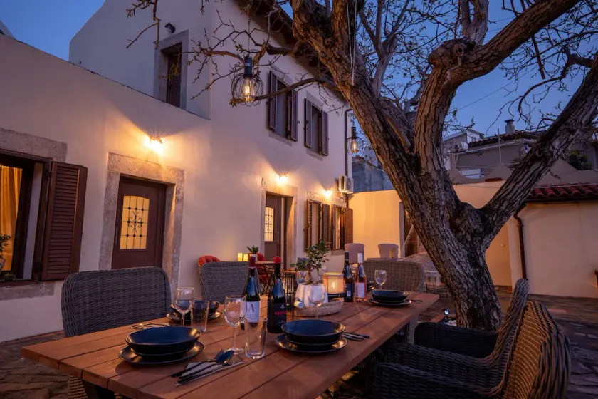Villa avec jardin et barbecue | Vue montagne - Image 1