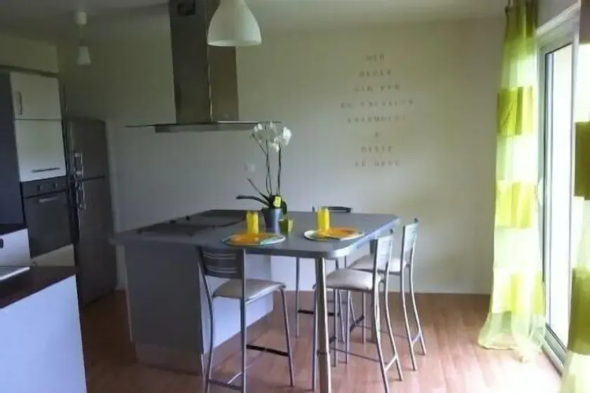 rez de jardin (résidence 1 etg) : 2 chambres, jardin, 800 m plage, wifi gratuite - Image 1