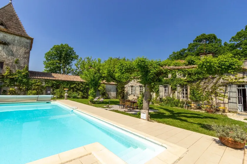 Private heated pool, quiet, short drive to historical towns, shops, wine tasting - Image 1