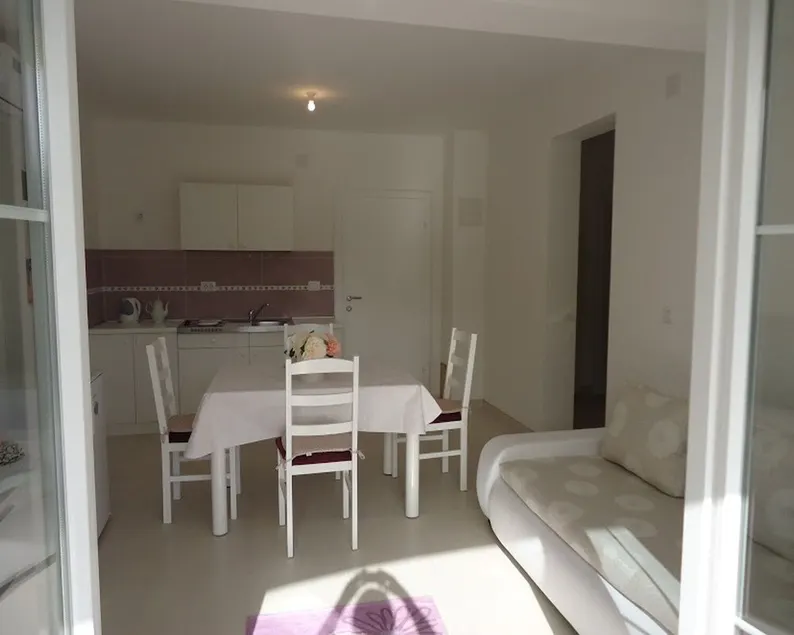 Apartments Mirjana - Image 1