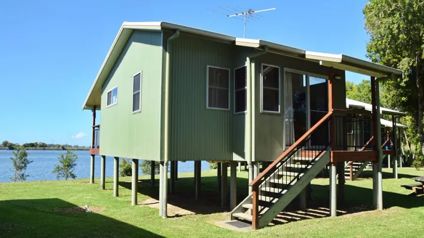 Coast and Country Cabin 3 - Image 1
