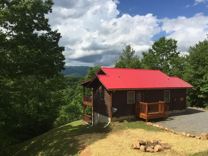 Private Cabin Getaway- Long Range Mountain View’s! - Image 1
