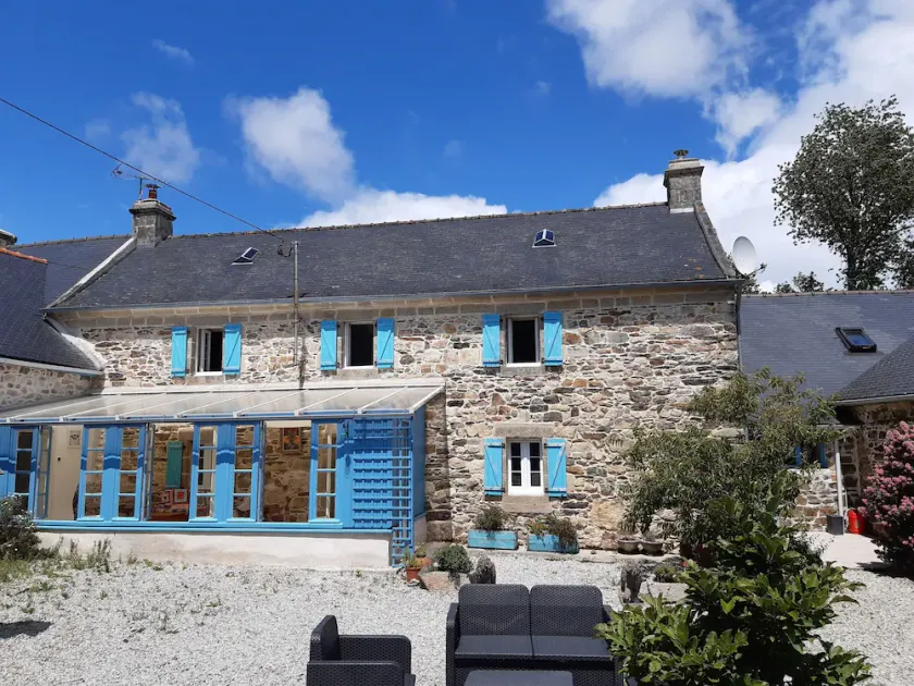 Coastal Farmhouse med opvarmet pool 10 minutter fra strande - Image 1