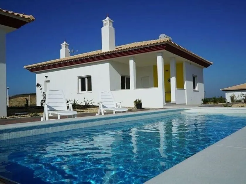 Your dream home with a distant view - Image 1
