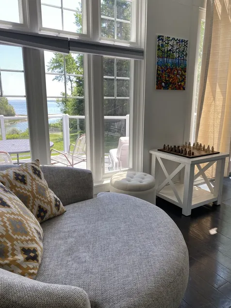 Bright waterfront home, 20 minutes to Acadia. Hot tub - Image 1