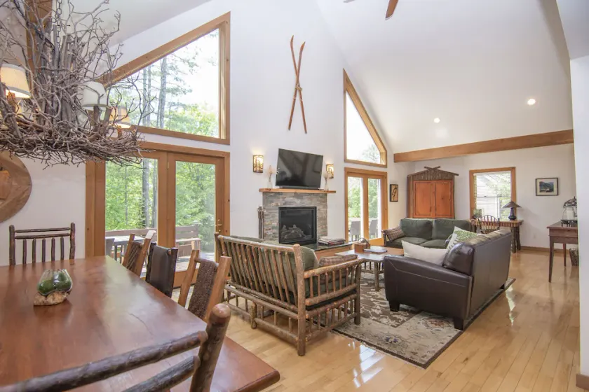 Familievenlig Luksus Getaway midt i det historiske Lake Placid! - Image 1