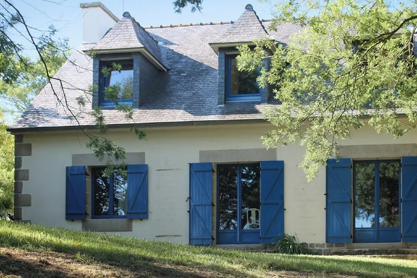 Homerez - Hus i Plougrescant. - Image 1