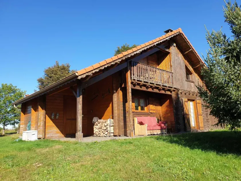 Chalet \"La Palette\" with Wifi in nature on a plot of 11 ares - Image 1