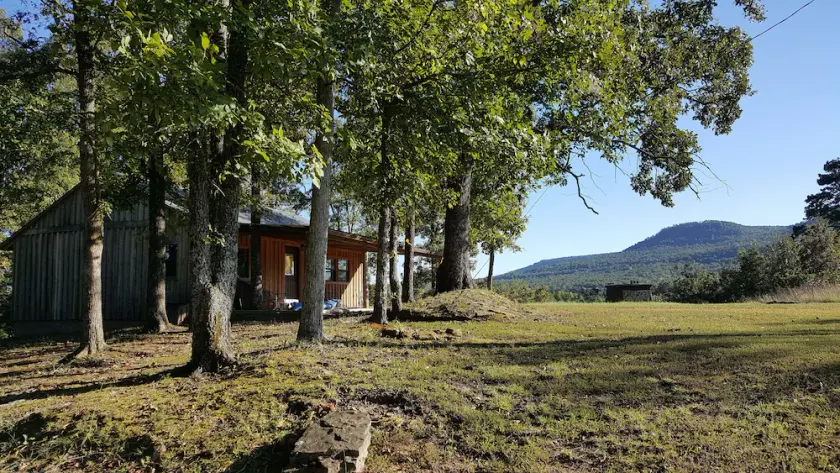 Dewey's Cabin Near the Buffalo Nation River with beautiful views and wildlife. - Image 1