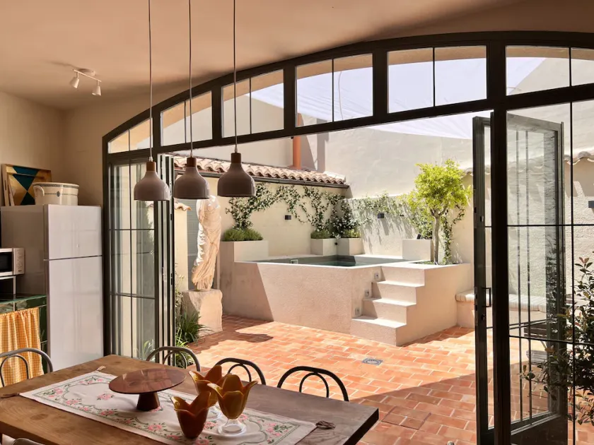 Elegant manor house with swimming pool in beautiful medieval village - Image 1