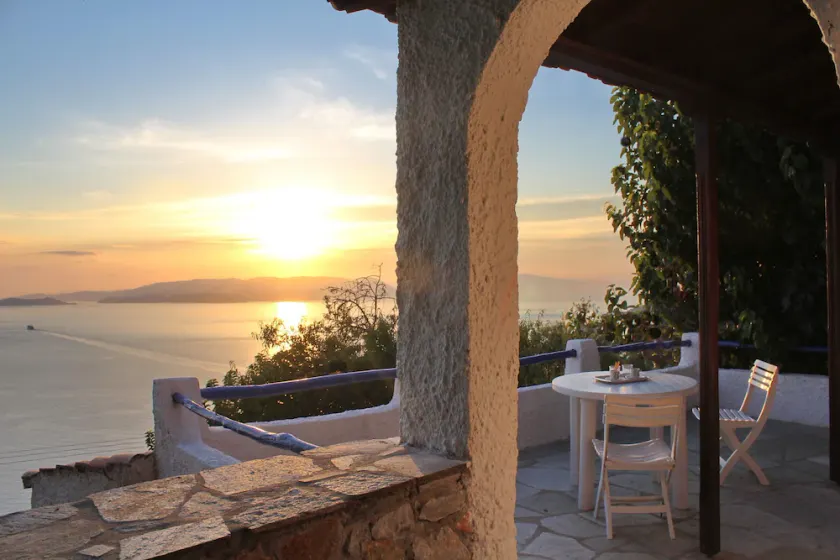 Villa CAMELIA. Panoramic pool. Access to the sea. Privileged view of the Egean. - Image 1