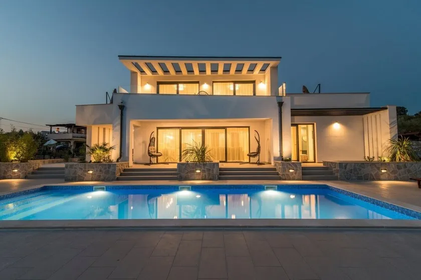 Modern Villa Viktorija***** with a sea view and a pool on Krk - Image 1