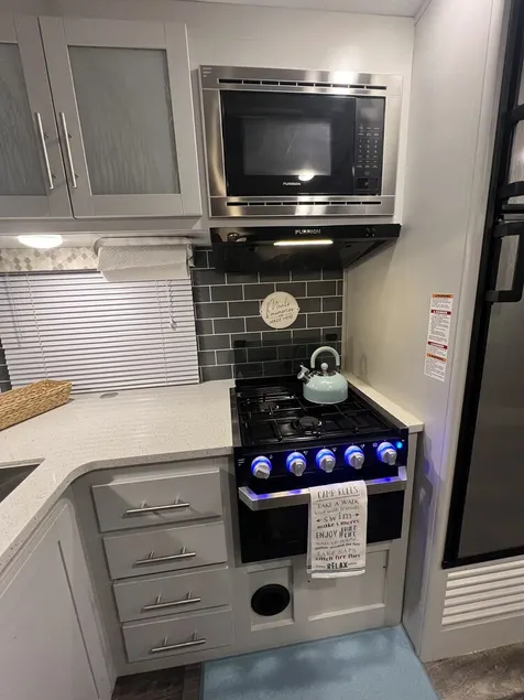Keystone Premiere Luxury Travel Trailer sleeps 10 - Anza Borrego/Salton Sea - Image 1