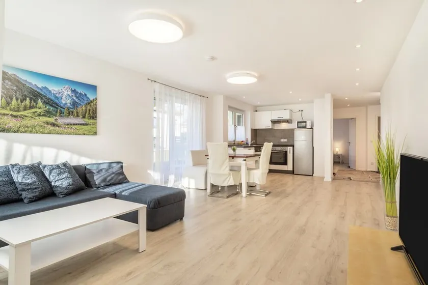 Light-flooded and Modern Apartment “Gartenstraße” with Terraces and Garden - Image 1