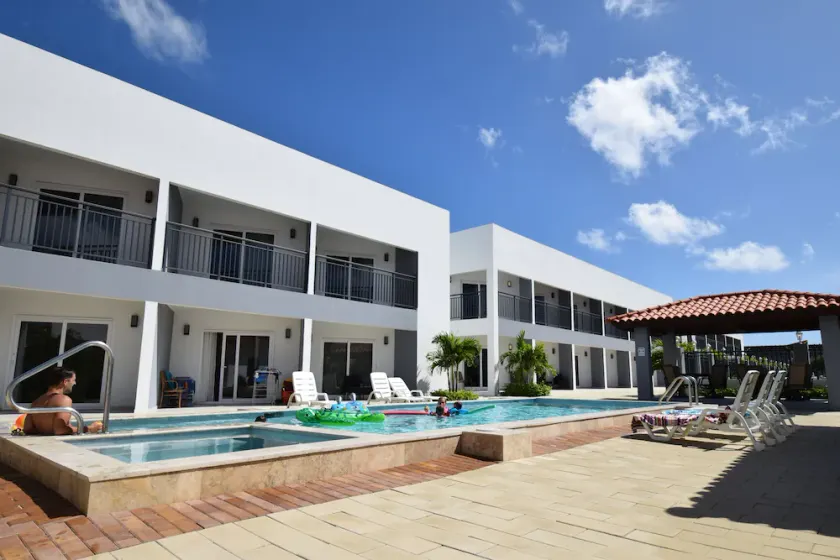 Arena Condominium Aruba - 3 min walk to Eagle Beach - Image 1