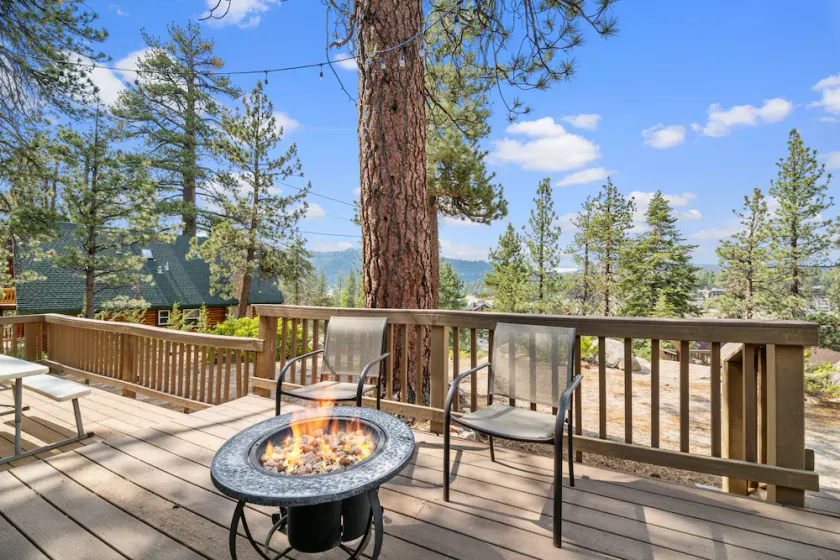 Boulder Bear - Secluded, Beautiful Views, Fireplace, Barbecue - Image 1
