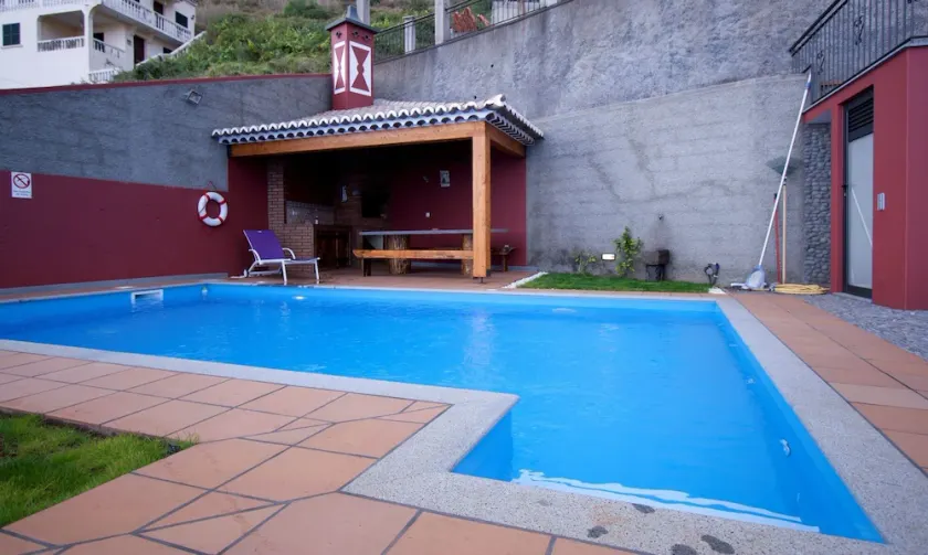 Casa do Barco, Rustic house with salt pool and sea view - Image 1