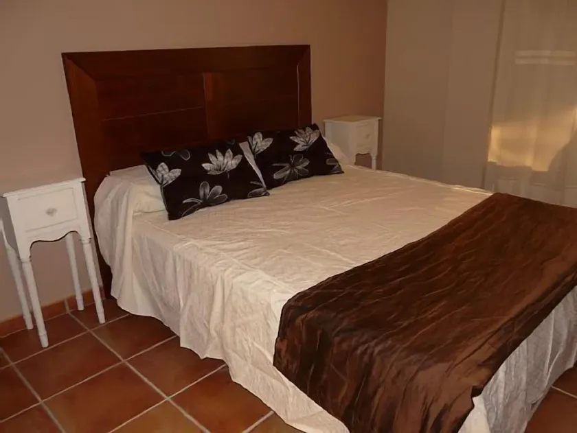 Rural apartment La Noguera for 17 people - Image 1