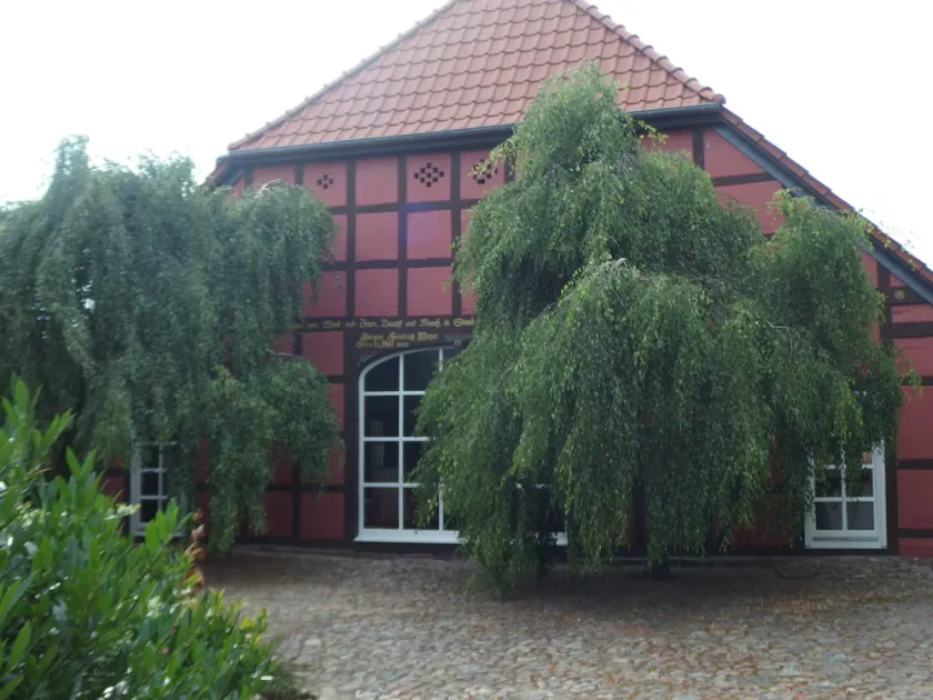 Rest and relaxation: Apartment in a historic half-timbered house - Image 1