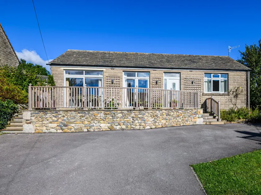 Low Bank - Image 1
