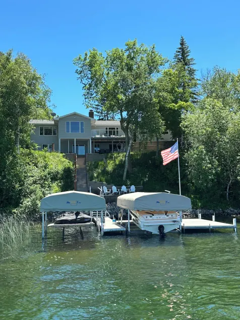 Cozy lake home on chain of lakes! - Image 1