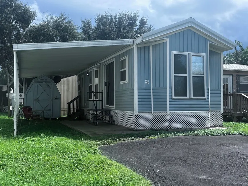 Quaint and Quiet Tiny Home, with Pool Access! - Image 1